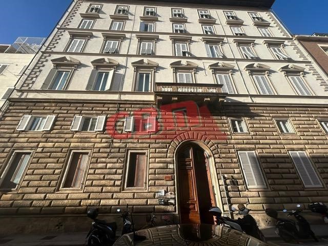 Appartamento in Vendita a Livorno, 350'000&euro;, 287 m²
