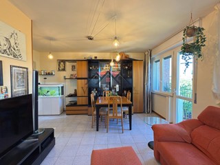 Quadrilocale in Vendita a Pomarance, zona Larderello, 65'000&euro;, 96 m², arredato