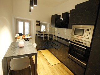 Quadrilocale in Vendita a Colle di Val D'Elsa, zona Quartaia, 250'000€, 80 m², arredato