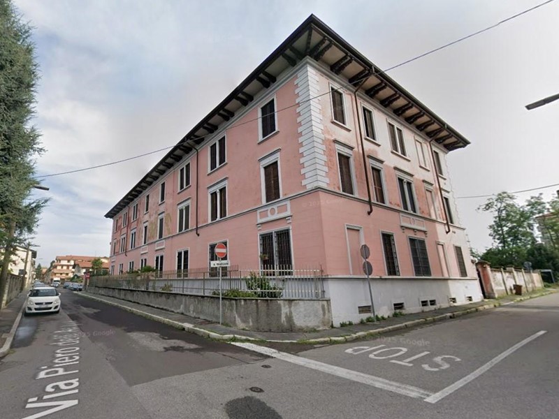 Trilocale in Vendita a San Vittore Olona, 62'950&euro;, 80 m², con Box
