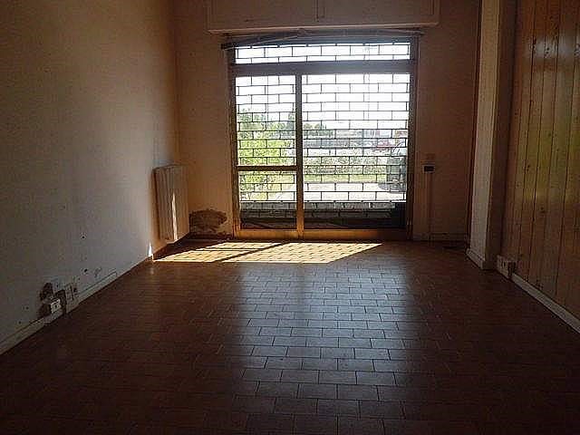 Immobile commerciale in Vendita a Pontedera, 400'000&euro;, 400 m²