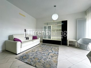 Bilocale in Affitto a Pisa, zona Tirrenia, 690€, 55 m², arredato