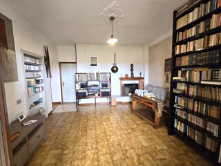 Casa Indipendente in Vendita a Colle di Val D'Elsa, zona Campiglia, 170'000&euro;, 196 m², arredato, con Box