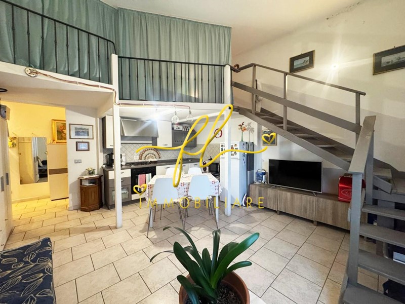 Bilocale in Vendita a Livorno, 72'000&euro;, 38 m², arredato