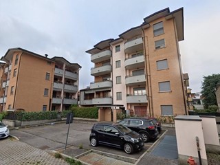 Magazzino in Vendita a Bovisio Masciago, 14'512&euro;, 131 m²