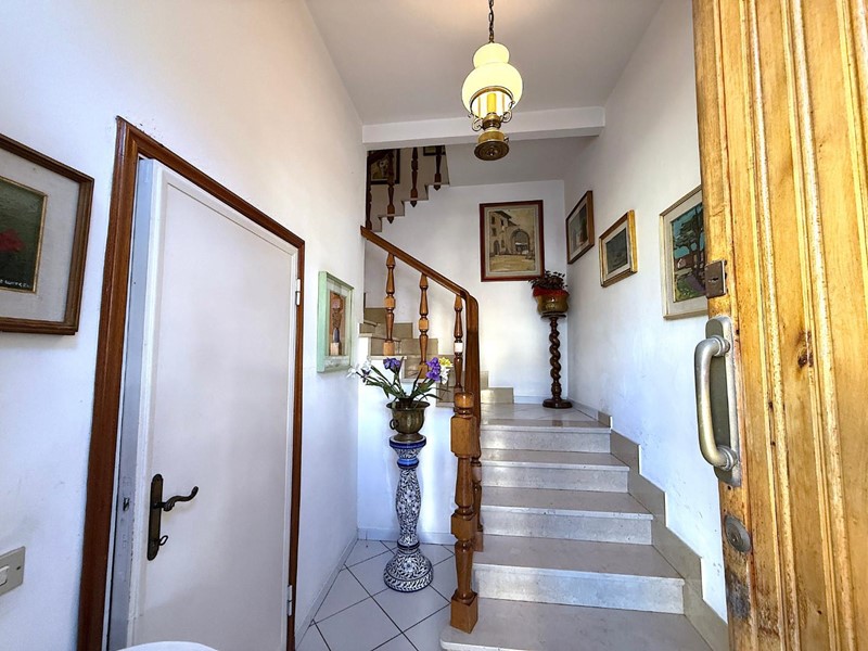 Quadrilocale in Vendita a Empoli, zona Ponzano, 190'000&euro;, 85 m²