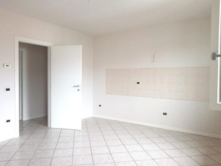 Trilocale in Vendita a Porcari, zona Rughi, 190'000&euro;, 85 m²