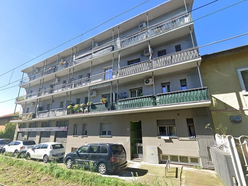 Trilocale in Vendita a Cormano, 137'250&euro;, 88 m², con Box