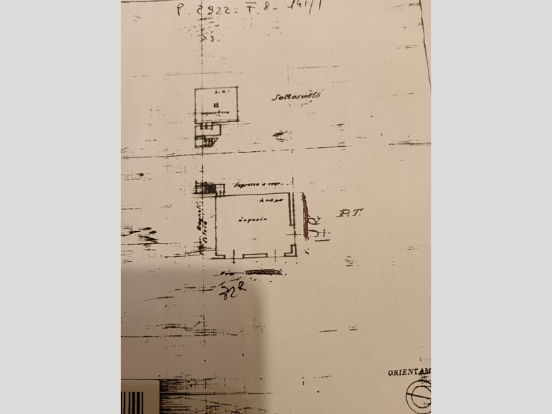 Immobile commerciale in Affitto a Empoli, 950&euro;, 70 m²