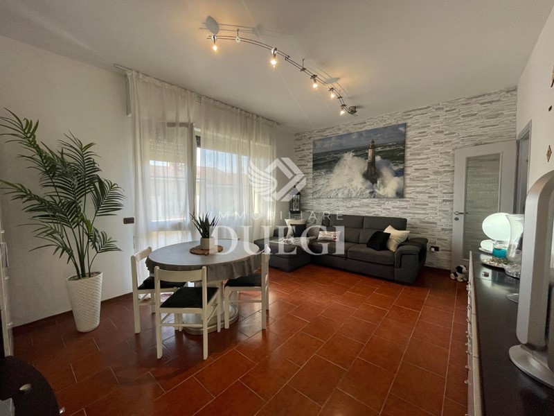 Quadrilocale in Vendita a Viareggio, 280'000&euro;, 75 m²