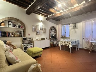 Quadrilocale in Vendita a Ponsacco, 85'000&euro;, 70 m²