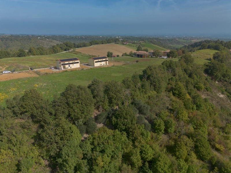 Casa Indipendente in Vendita a Medesano, zona Miano, 460'000&euro;, 330 m²