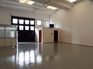 Capannone in Affitto a Calcinaia, zona Fornacette, 1'000&euro;, 130 m²