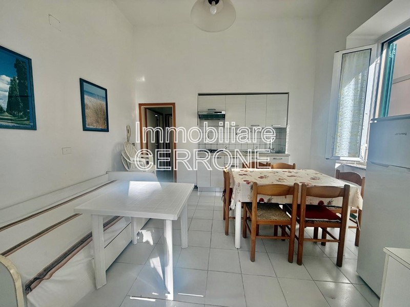 Bilocale in Vendita a Cecina, 200'000&euro;, 49 m²