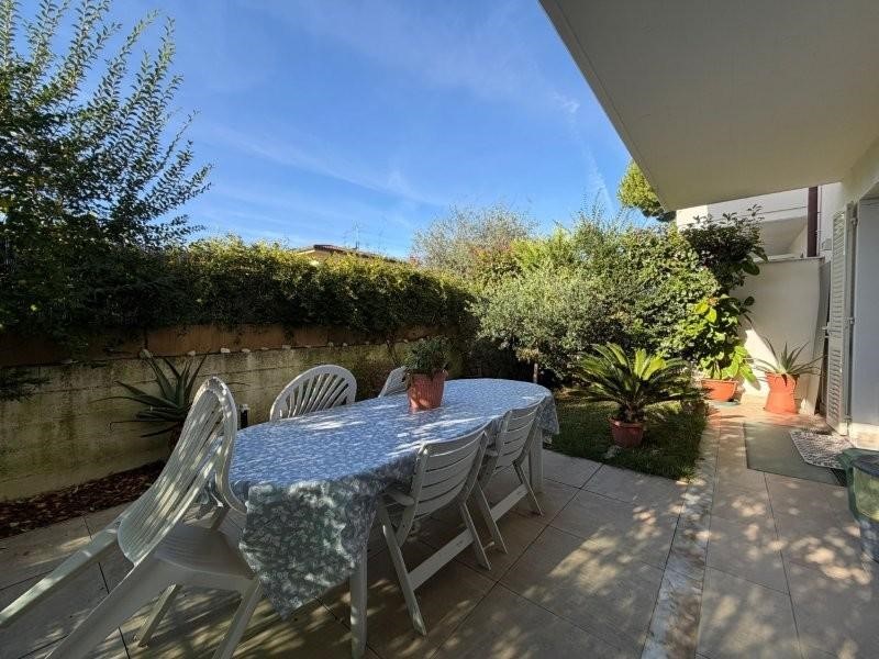 Villetta a schiera in Vendita a Massa, zona Quercioli, 450'000&euro;, 180 m²