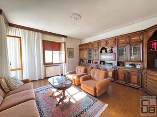 Appartamento in Vendita a Empoli, 265'000&euro;, 130 m², con Box