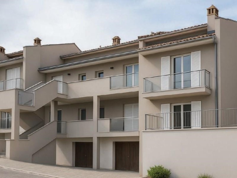 Trilocale in Vendita a Reggello, zona Pietrapiana, 180'000&euro;, 90 m², con Box