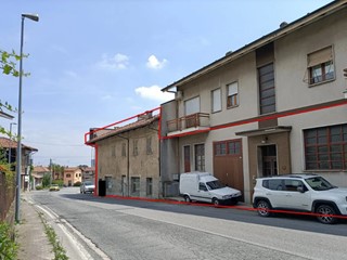 Capannone in Vendita a Strambino, 339'939&euro;, 3450 m²