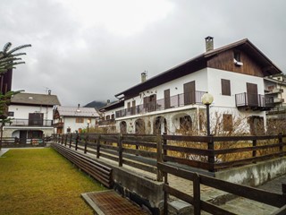 Villetta a schiera in Vendita a Oulx, 165'000&euro;, 129 m²