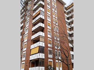 Appartamento in Vendita a Torino, 161'625&euro;, 147 m²