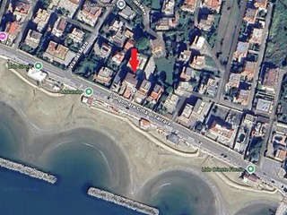Quadrilocale in Vendita a Formia, 320'000&euro;, 90 m², arredato, con Box