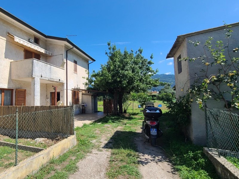 Villa bifamiliare in Vendita a Pietrasanta, zona Fiumetto, 350'000&euro;, 70 m², arredato