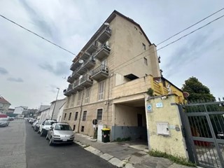 Trilocale in Vendita a Torino, 24'000&euro;, 78 m²
