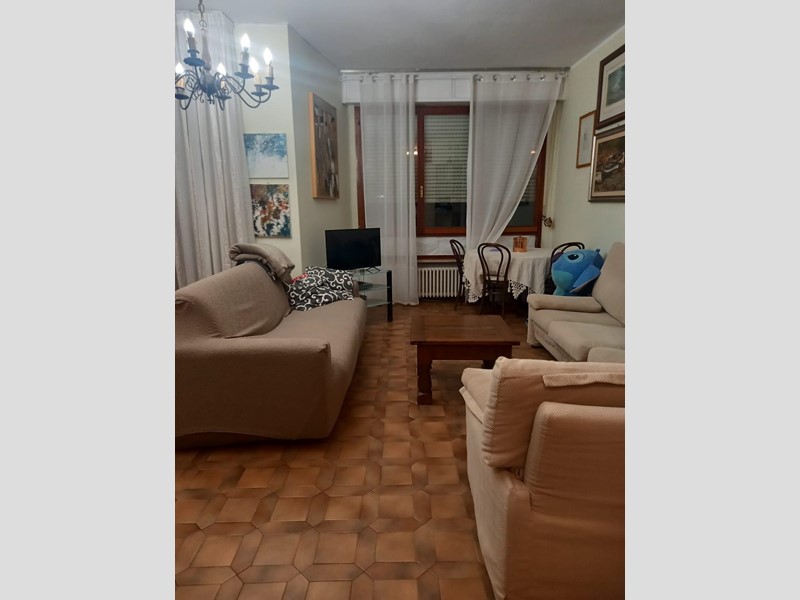 Appartamento in Affitto a Pontedera, 700&euro;, 105 m², arredato