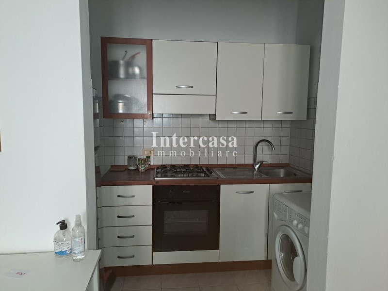 Trilocale in Vendita a Pisa, 175'000&euro;, 54 m², arredato
