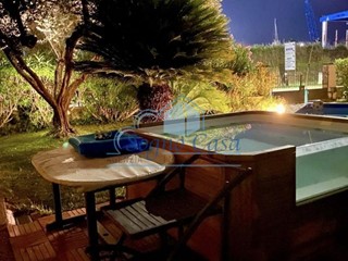 Villa in Vendita a Ameglia, zona Bocca di Magra, 599'000&euro;, 180 m², arredato