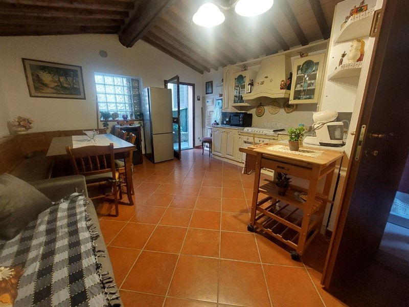 Casa Indipendente in Vendita a Cerreto Guidi, zona Stabbia, 150'000&euro;, 90 m²
