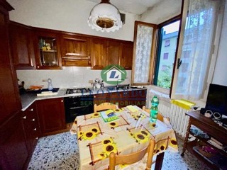 Quadrilocale in Vendita a Montecatini Terme, 130'000€, 110 m², arredato