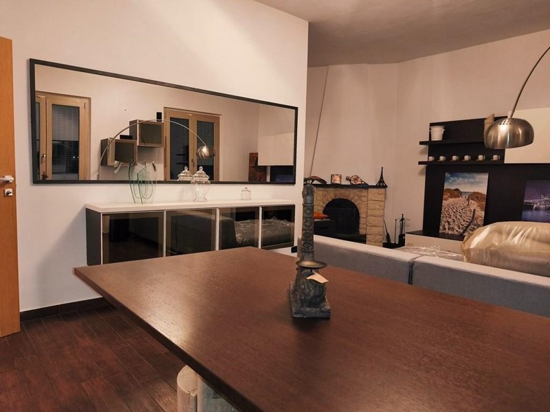 Casa Indipendente in Vendita a Ameglia, zona Bocca di Magra, 599'000&euro;, 180 m², arredato