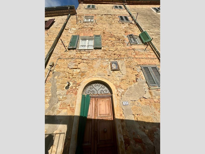 Casa Indipendente in Vendita a Volterra, 95'000&euro;, 110 m², arredato