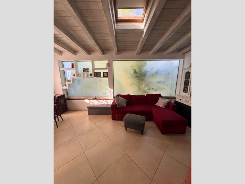 Casa Semi Indipendente in Vendita a Sarzana, zona Nave, 118'000&euro;, 65 m², arredato