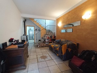 Casa Indipendente in Vendita a Cascina, zona San Frediano a Settimo, 108'000&euro;, 63 m², arredato