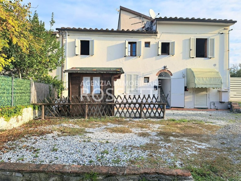Trilocale in Vendita a Lamporecchio, 110'000€, 60 m²