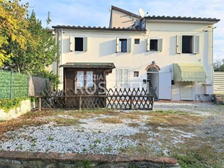 Trilocale in Vendita a Lamporecchio, 110'000€, 60 m²