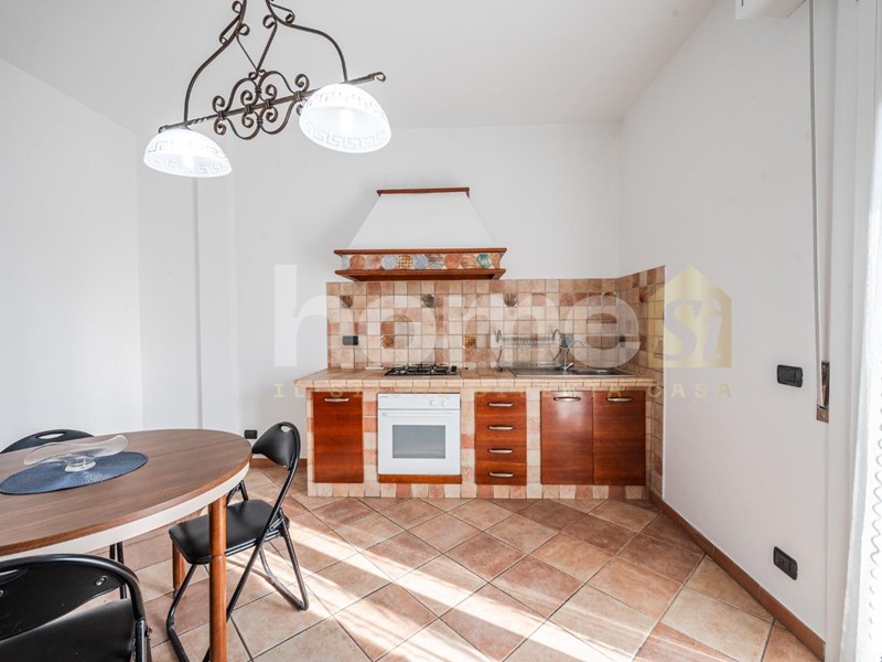 Appartamento in Vendita a Modena, 165'000€, 65 m², con Box