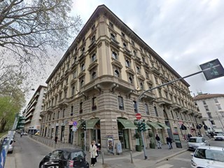 Negozio in Vendita a Milano, 435'750&euro;, 146 m²