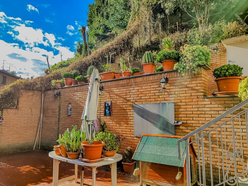 Appartamento in Vendita a San Miniato, 185'000&euro;, 160 m², con Box