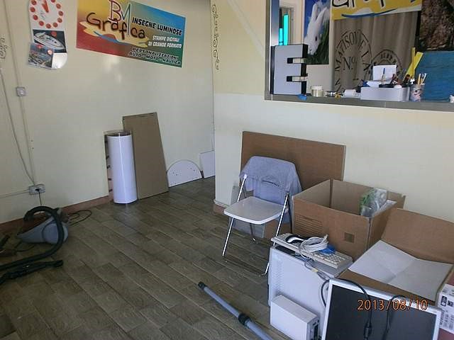 Laboratorio in Affitto a San Giuliano Terme, zona Mezzana, 2'000&euro;, 215 m²