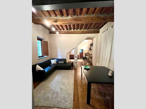 Casa Indipendente in Vendita a Vecchiano, 350'000&euro;, 160 m²