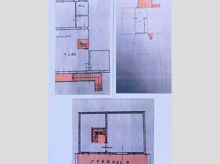 Casa Indipendente in Vendita a Cascina, 147'000&euro;, 105 m², con Box