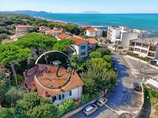 Villa in Vendita a San Vincenzo, 940'000&euro;, 165 m²