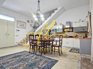 Casa Indipendente in Vendita a San Vincenzo, 420'000&euro;, 143 m²