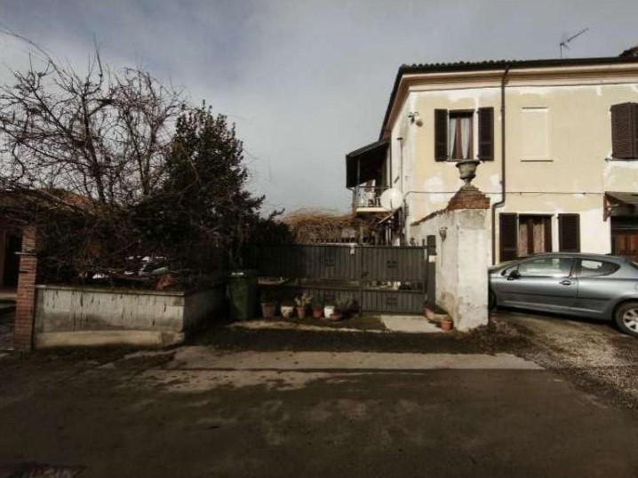 Quadrilocale in Vendita a Torrazza Coste, 61'500&euro;, 168 m²