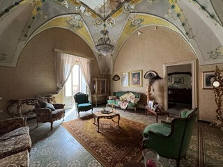 Appartamento in Vendita a San Pietro Vernotico, 109'000&euro;, 300 m²