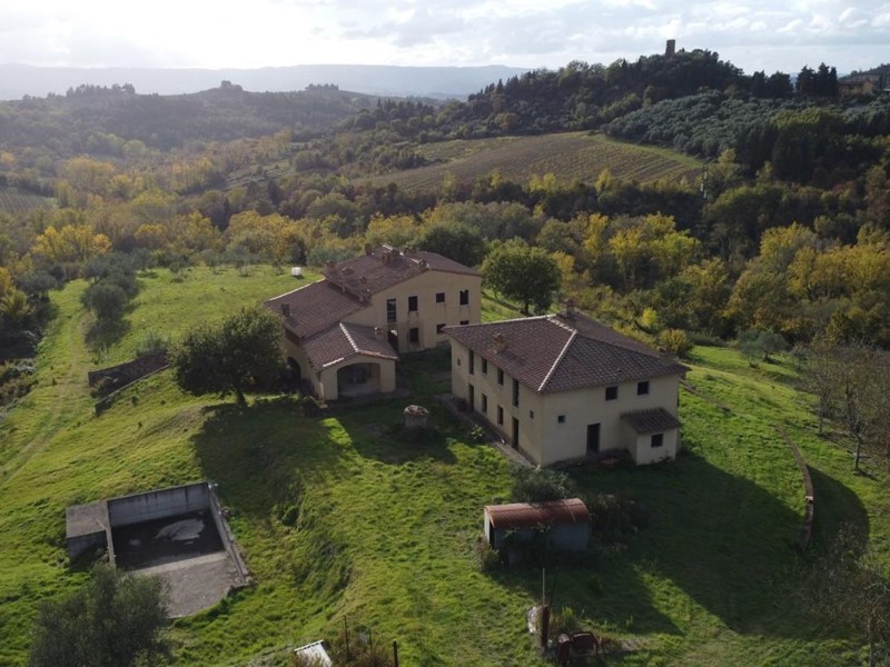 Casale in Vendita a Barberino Tavarnelle, 1'000'000&euro;, 1350 m², con Box