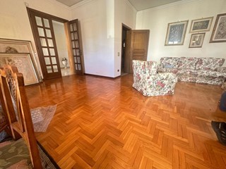 Villa in Vendita a Empoli, 690'000&euro;, 357 m², con Box